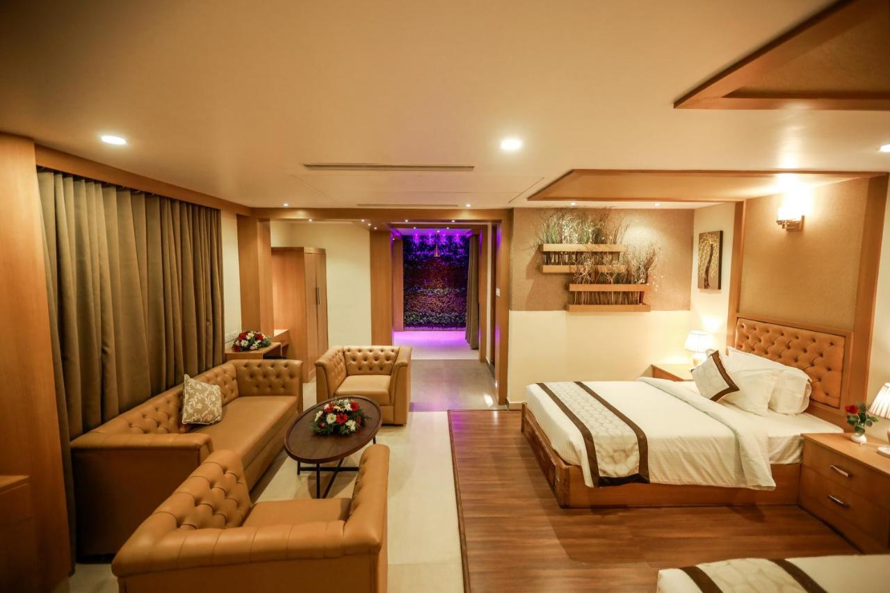 Nesma Palace Kannur Dış mekan fotoğraf